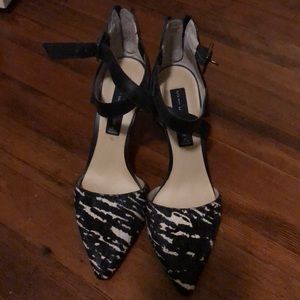 Black n white pumps with straps